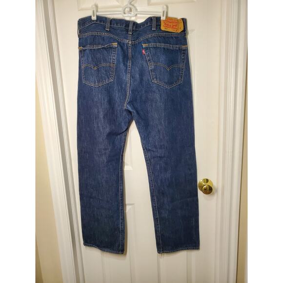 Levi's 501 Men's Jeans Size 38/32 - Medium Wash - Picture 4 of 6